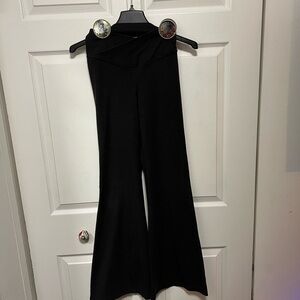 Old Navy High-Waisted PowerChill Crossover Flared Leggings | Size XS
